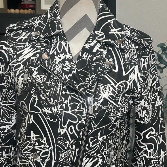 Michael Kors Graffiti Leather Black and White  Leather Moto Jacket SZ Small - Picture 5 of 10